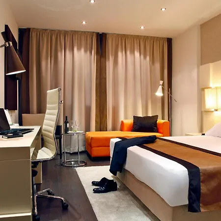 Holiday Inn Madrid - Las Tablas By Ihg Exterior photo