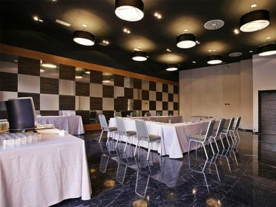 - Tablas By Ihg 4*